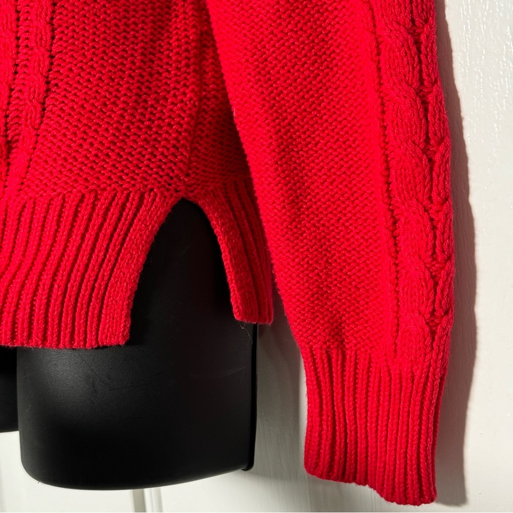 Old Navy Classic Red Cable Knit Women's Sweater Size Medium - Picture 5 of 5